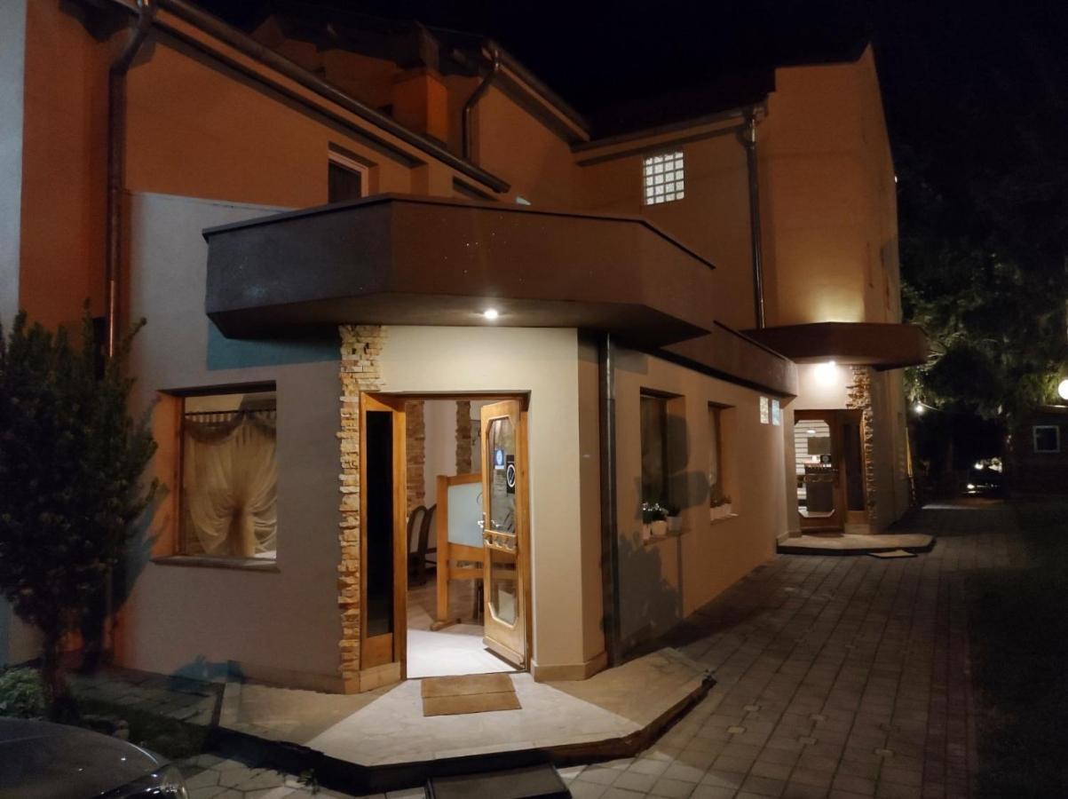 Vrnjačka Banja Garni Hotel Vir المظهر الخارجي الصورة